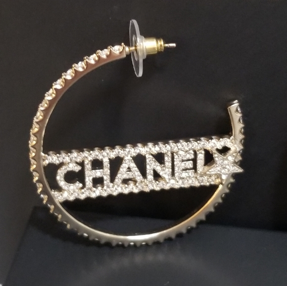 CHANEL Gold Plated.Hoop Earrings - Picture 11 of 17